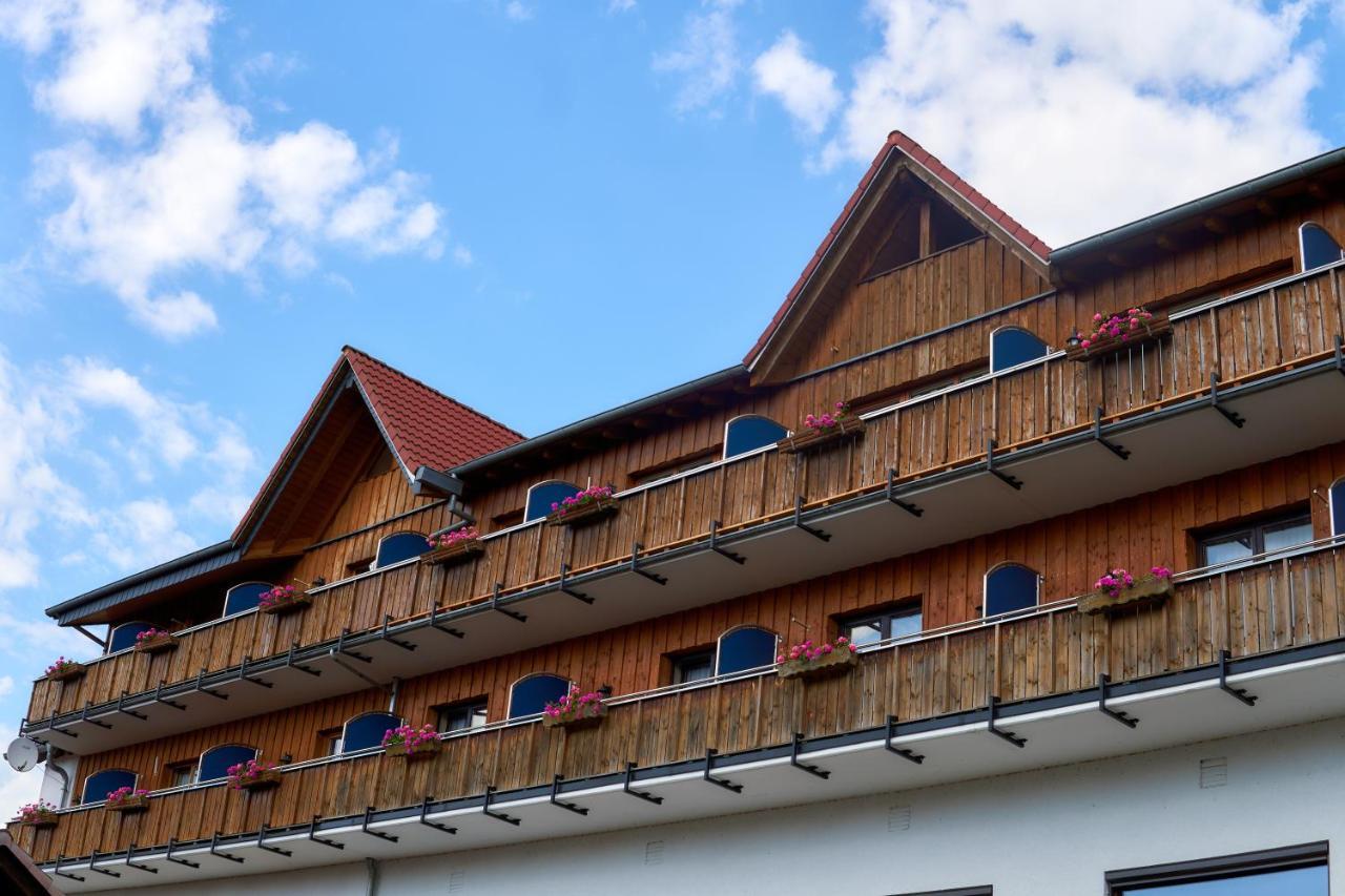 祖尔奎勒兰德酒店 Wächtersbach 外观 照片