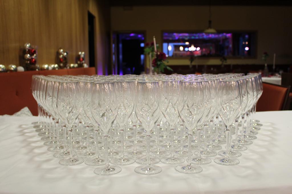 祖尔奎勒兰德酒店 Wächtersbach 外观 照片